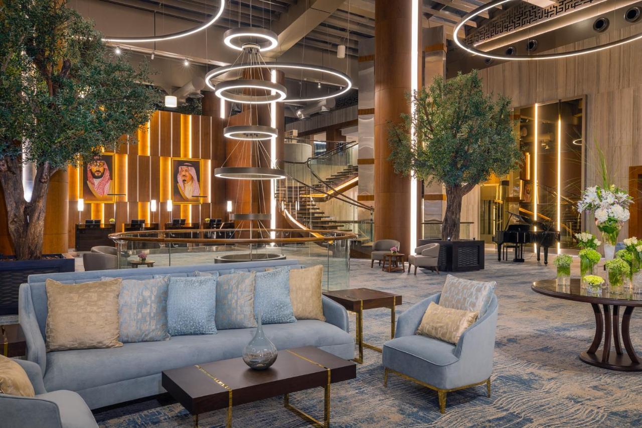 Jeddah Marriott Hotel Madinah Road エクステリア 写真 The lobby of the hotel