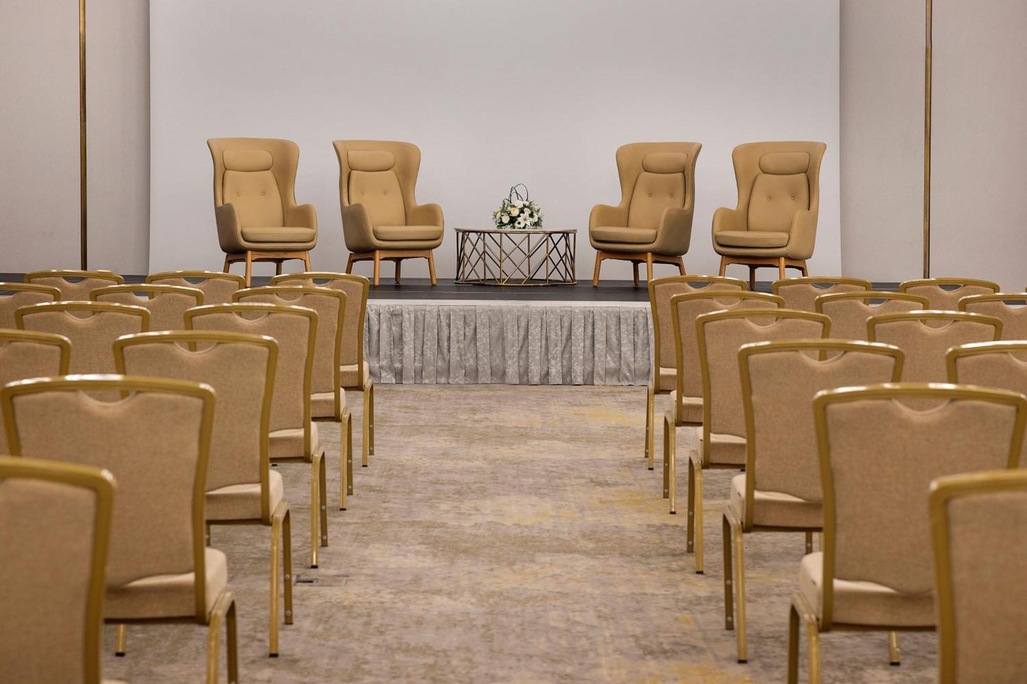 Jeddah Marriott Hotel Madinah Road エクステリア 写真 The ballroom